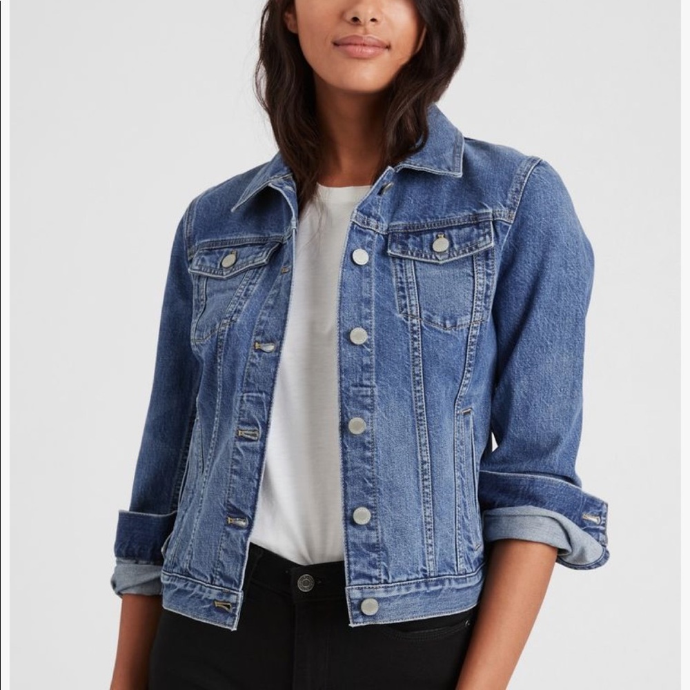 Banana Republic Women’s XS Jean Jacket